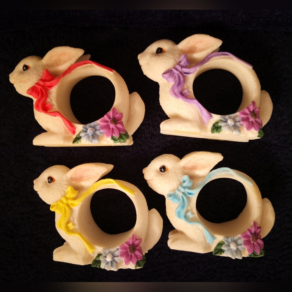 SALE Gorgeous Resin Bunny Napkin Rings - Picture 5 of 9